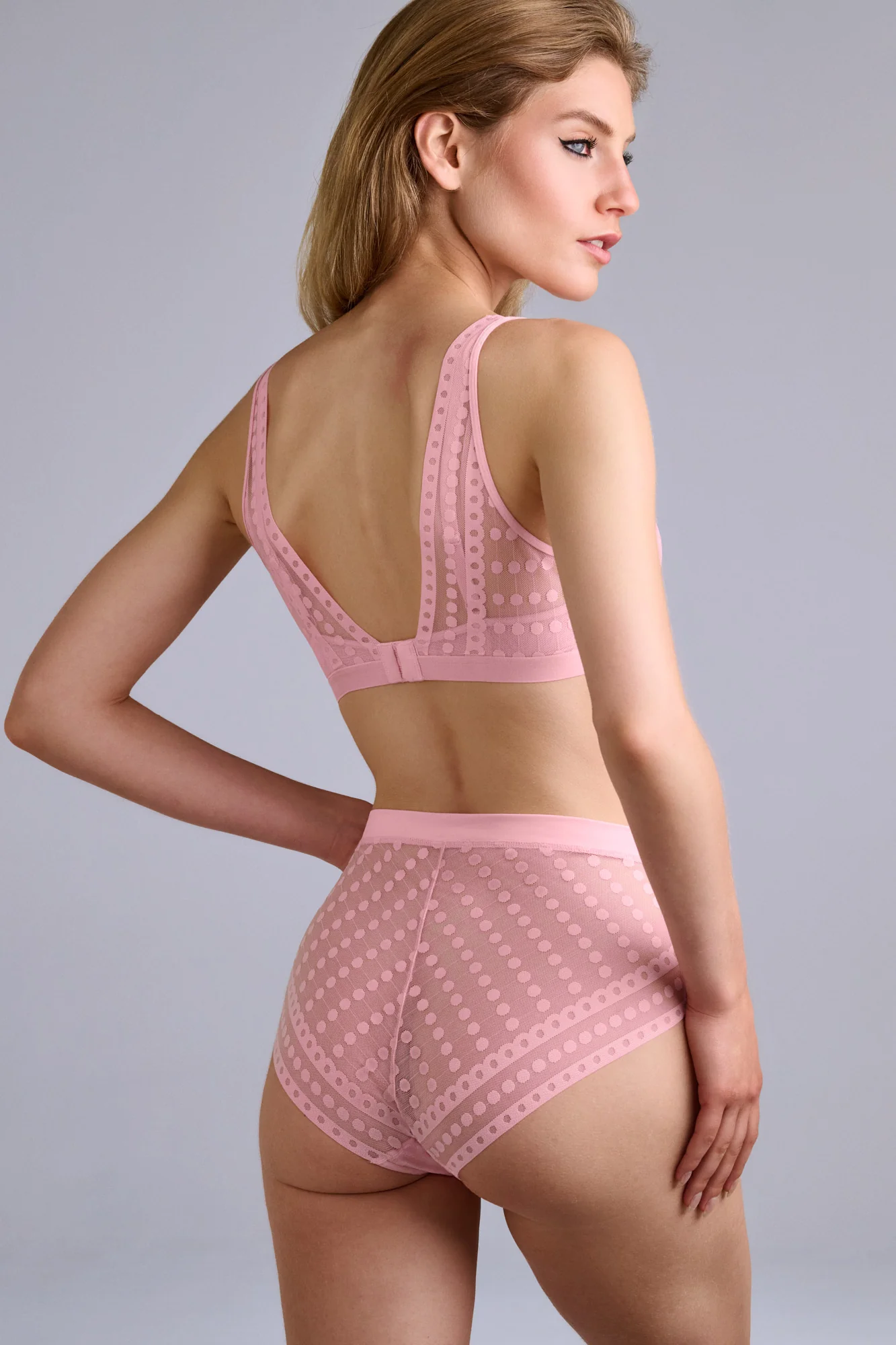 plunge balcony bra - Image 3